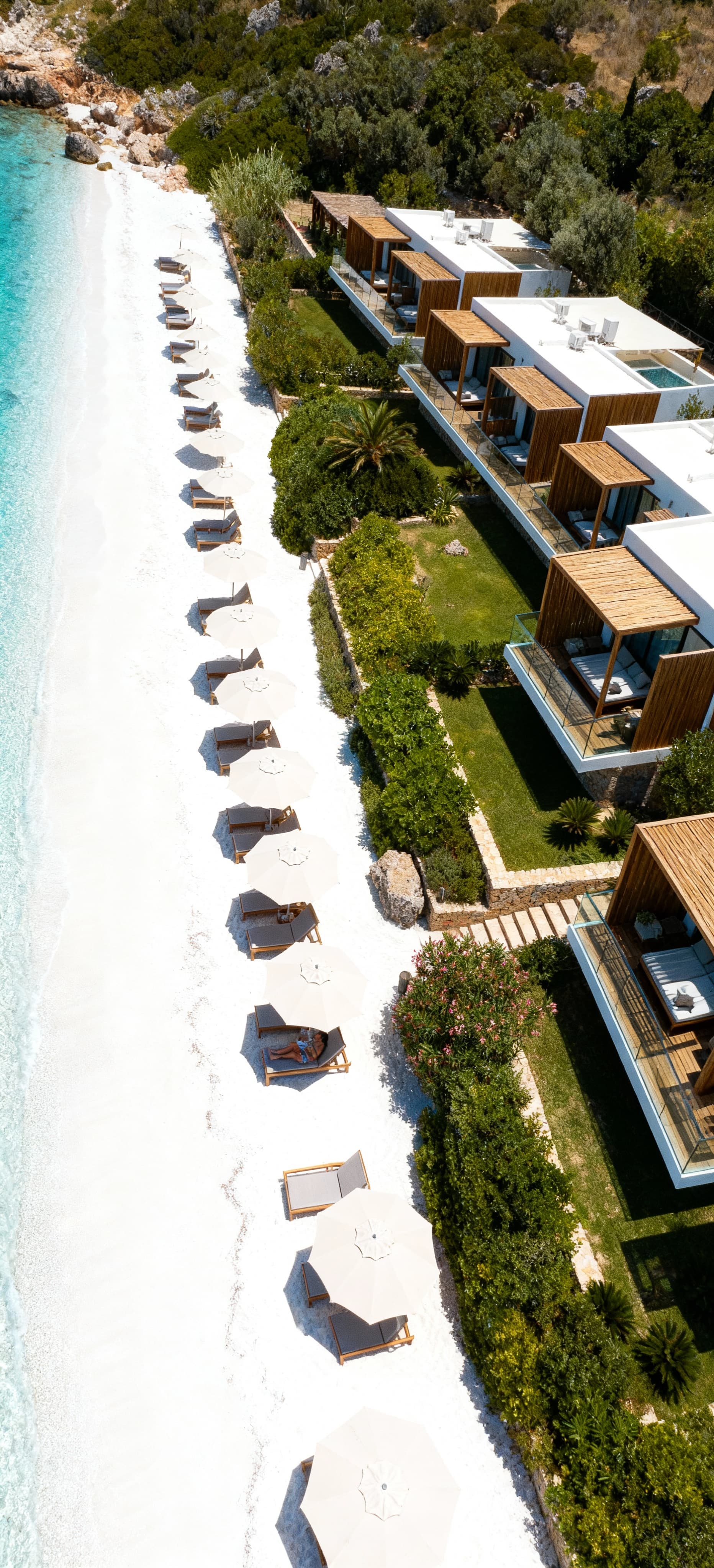 Charming independent homes for sale in Tuscany, Elba Island, featuring scenic sea views and lush green landscapes.