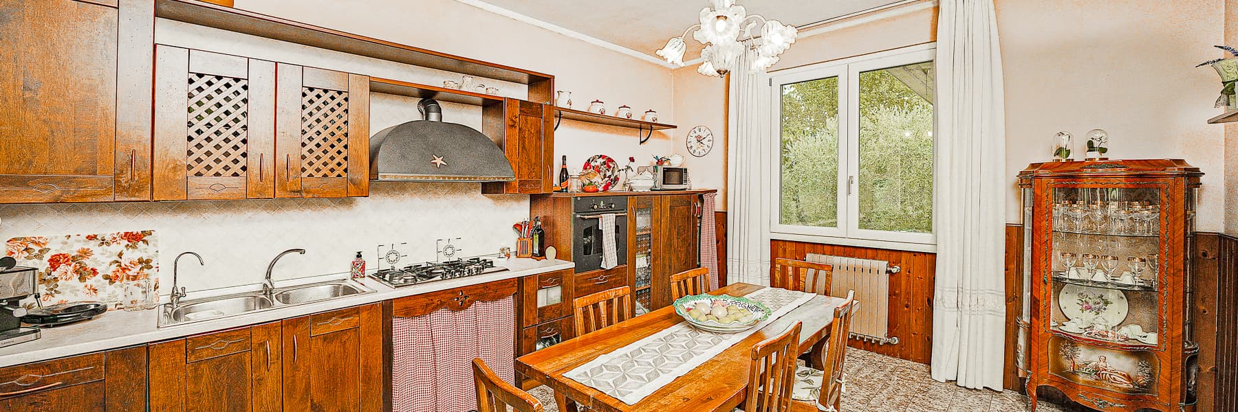 Villa in Picturesque Moniga del Garda