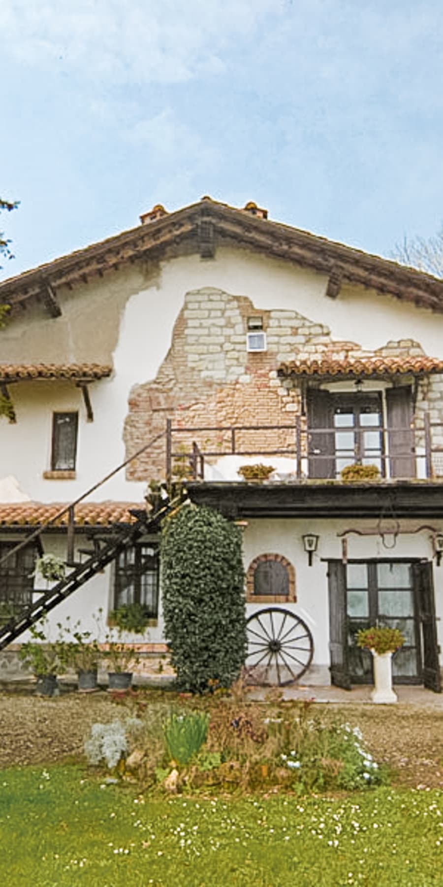 Rustic Country House in Scenic Monferrato, Piedmont