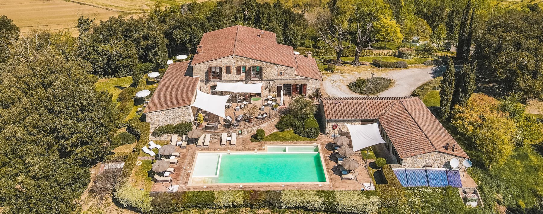 Casale con Spa e piscina nella campagna Toscana