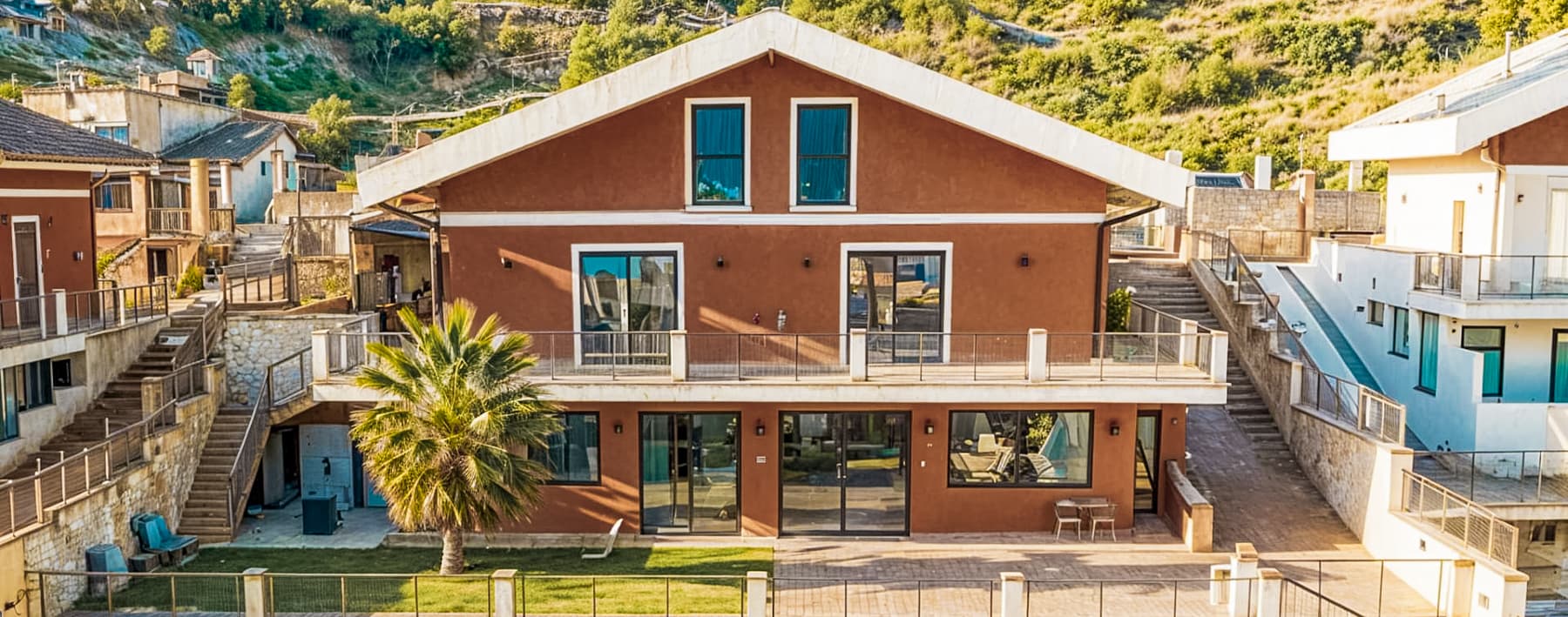 Villa panoramica a Messina, 670 mq di lusso e comfort