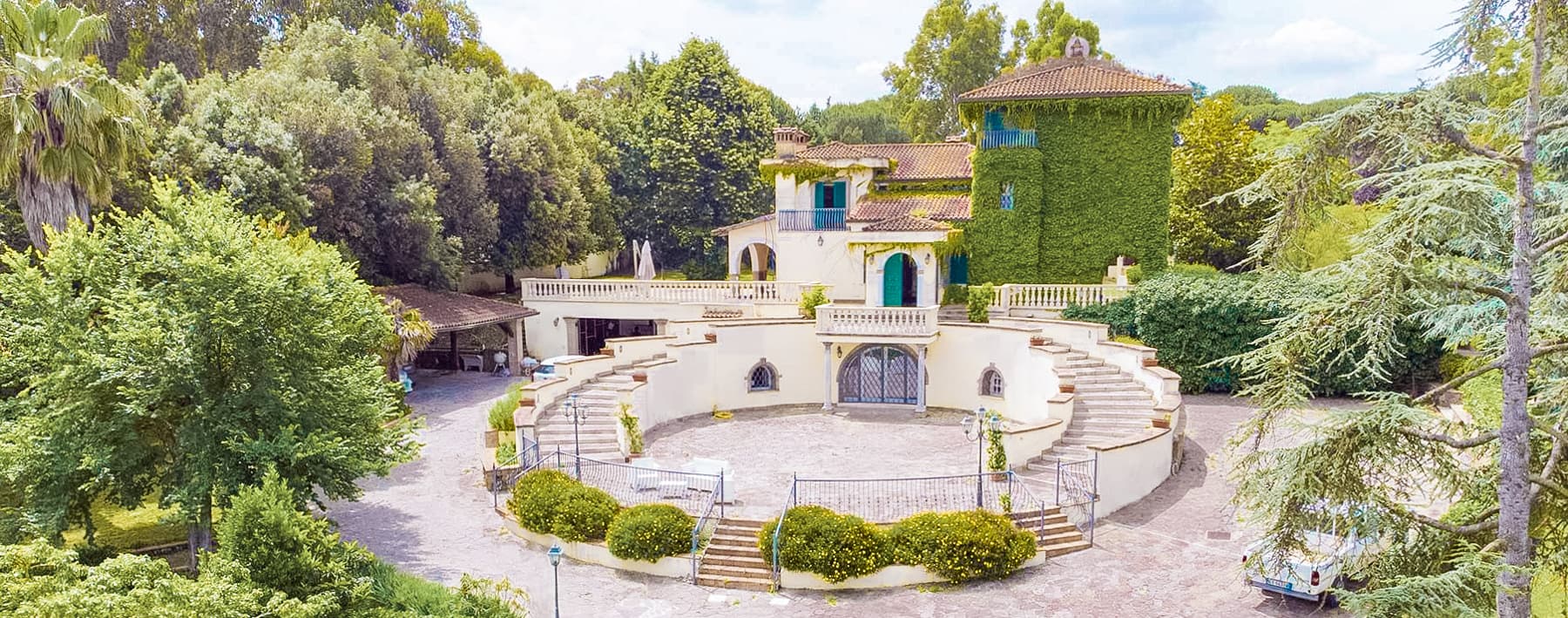 Villa esclusiva a Roma Nord, bellezza nel Parco di Veio