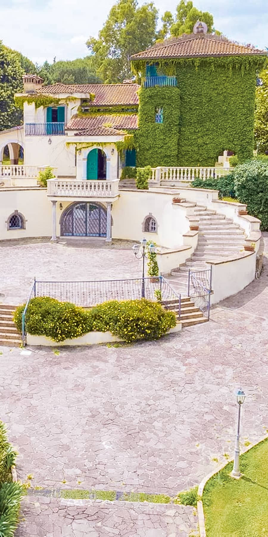 Villa esclusiva a Roma Nord, bellezza nel Parco di Veio