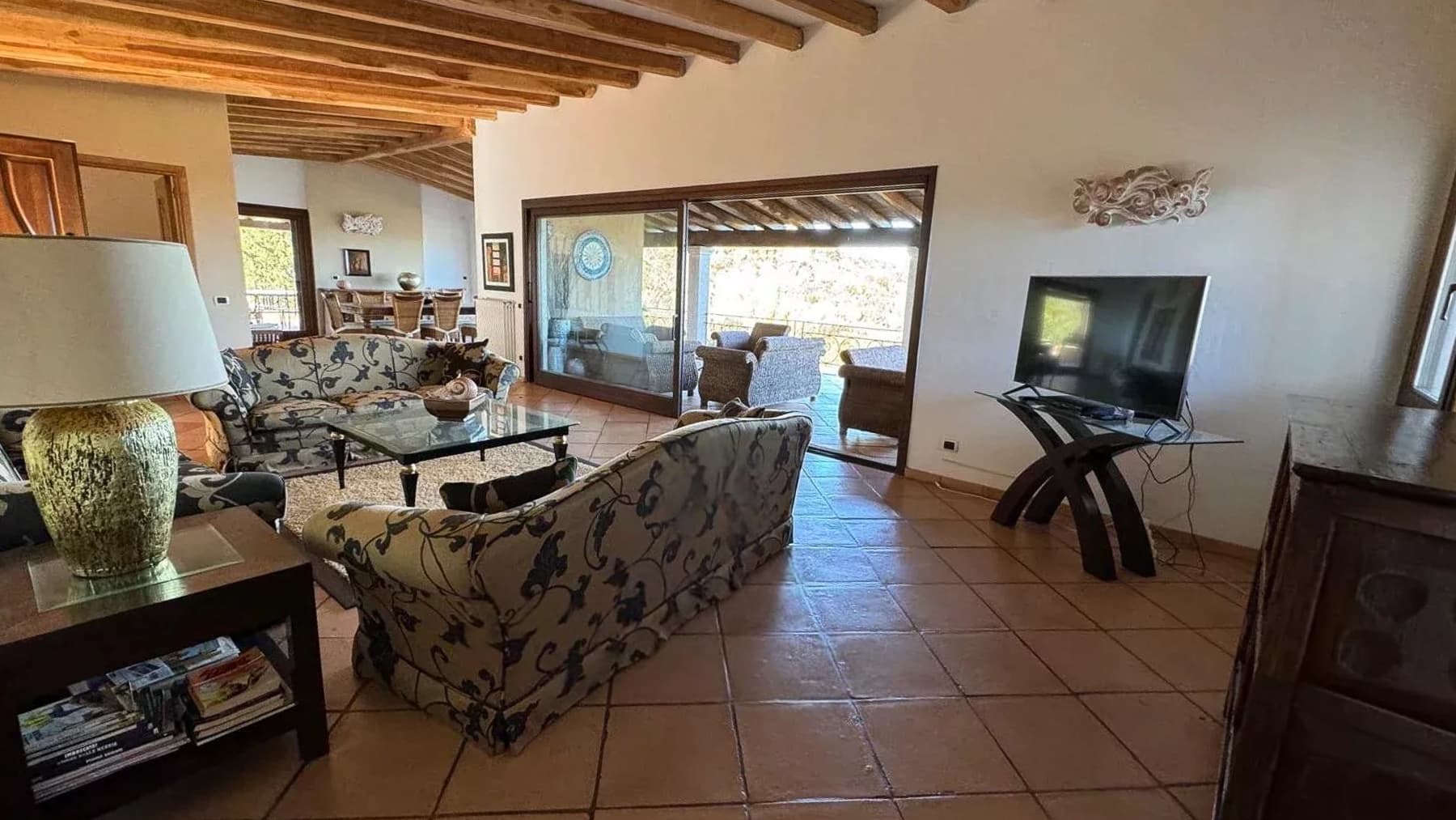 Elegant Sardinian Villa with Pool Near Cannigione