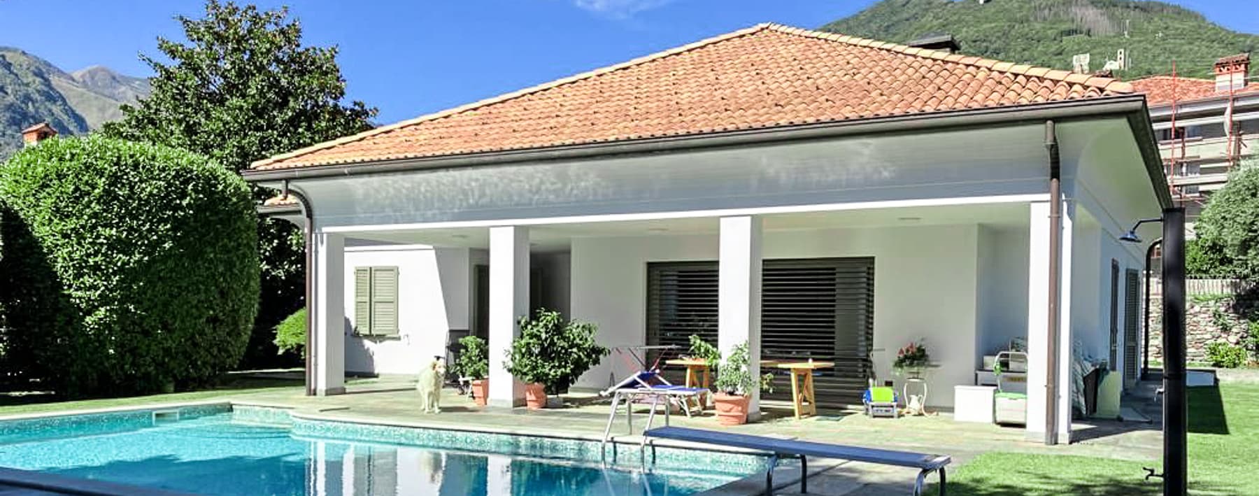 Villa Lago di Como con Piscina a Gravedona ed Uniti