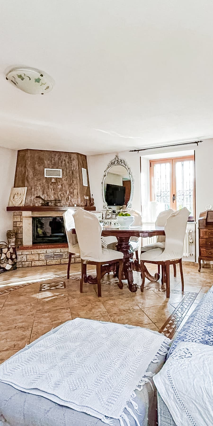 Villa ristrutturata a Chiavari, 200 mq su tre livelli