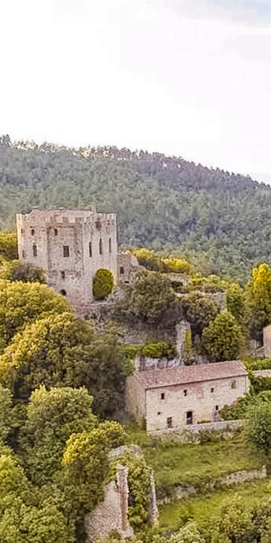 Palazzo storico a Sovicille, cuore della Toscana