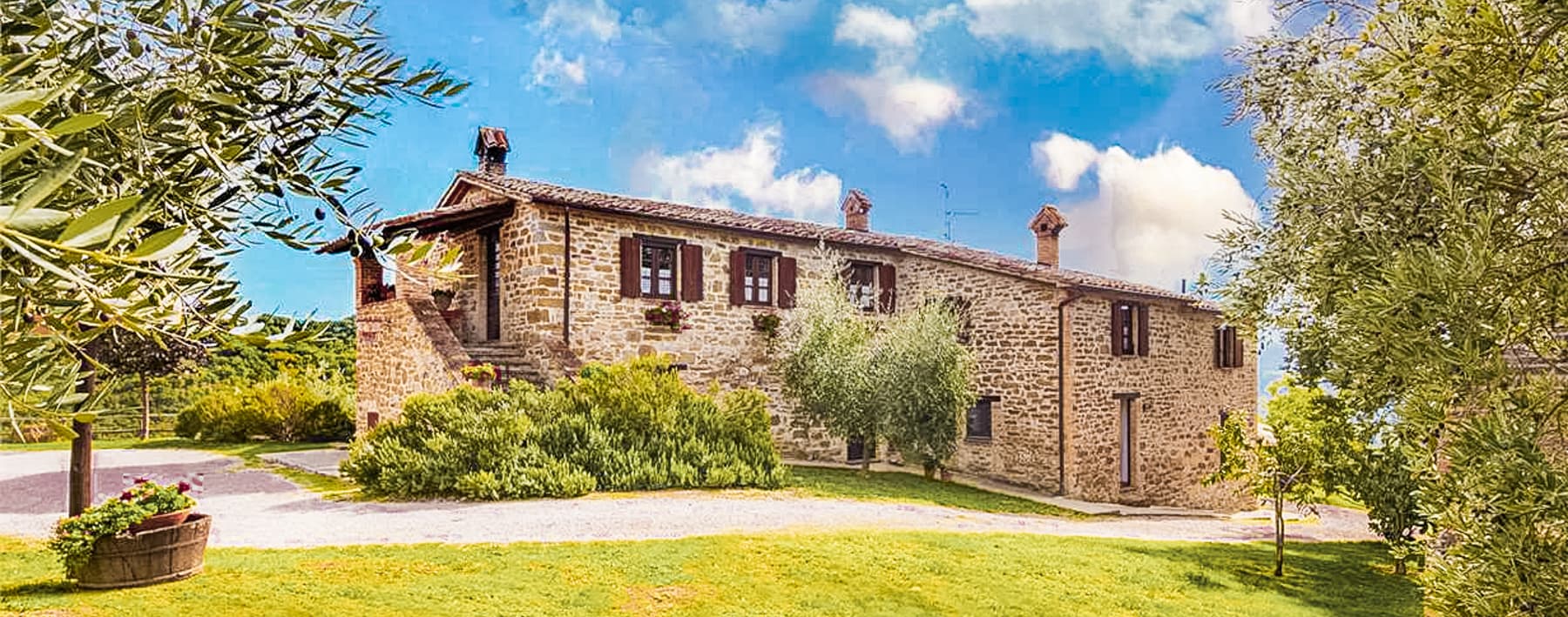 Casale di charme con piscina nel cuore dell'Umbria