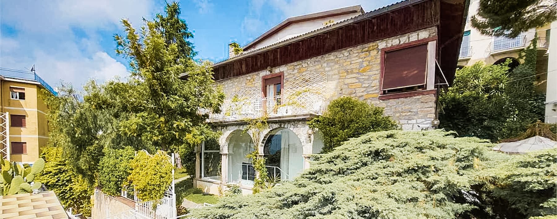 Villa indipendente a Rapallo con vista mare spettacolare