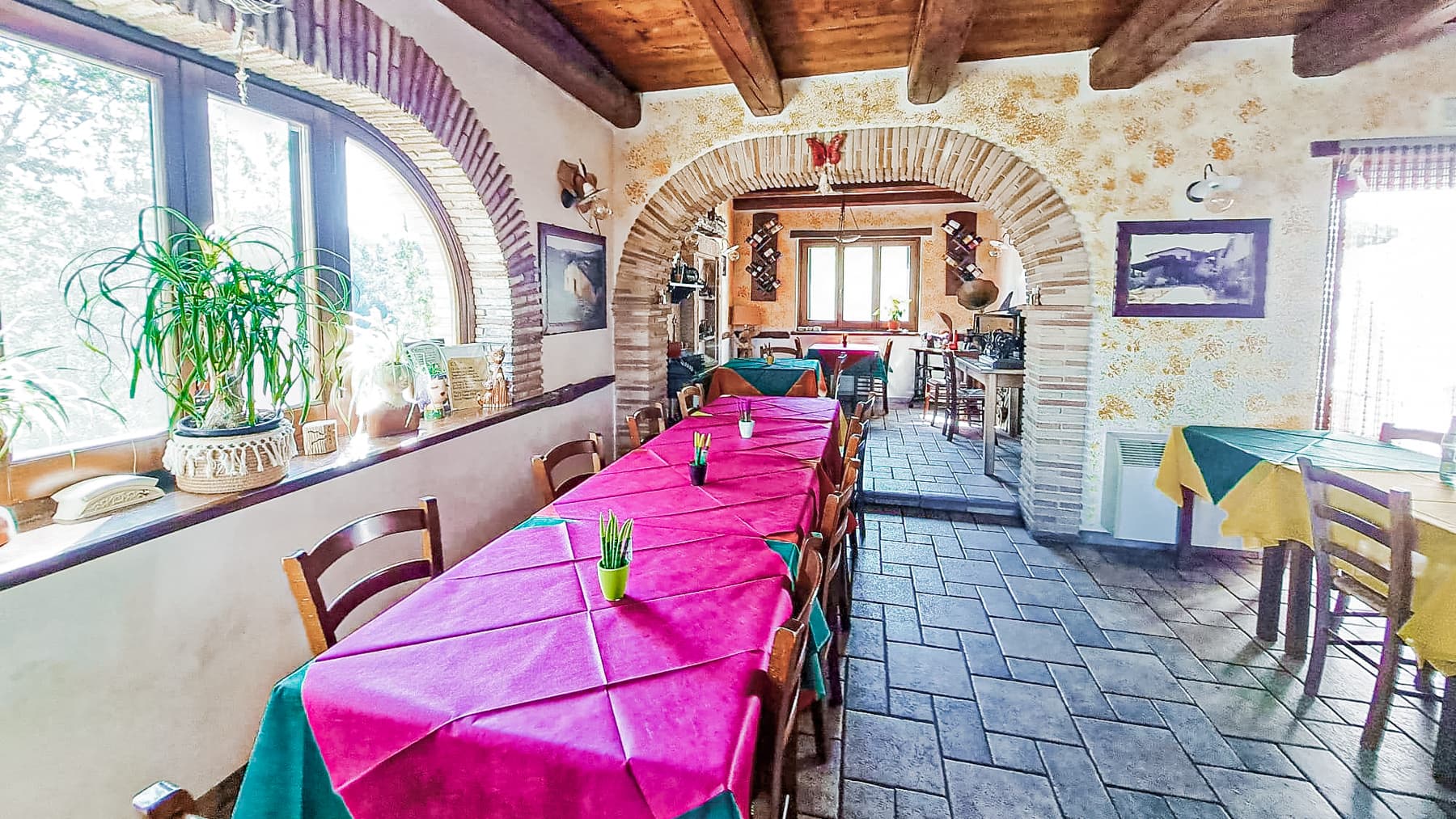 Rustic Country House with Pool in Cascia, Umbria