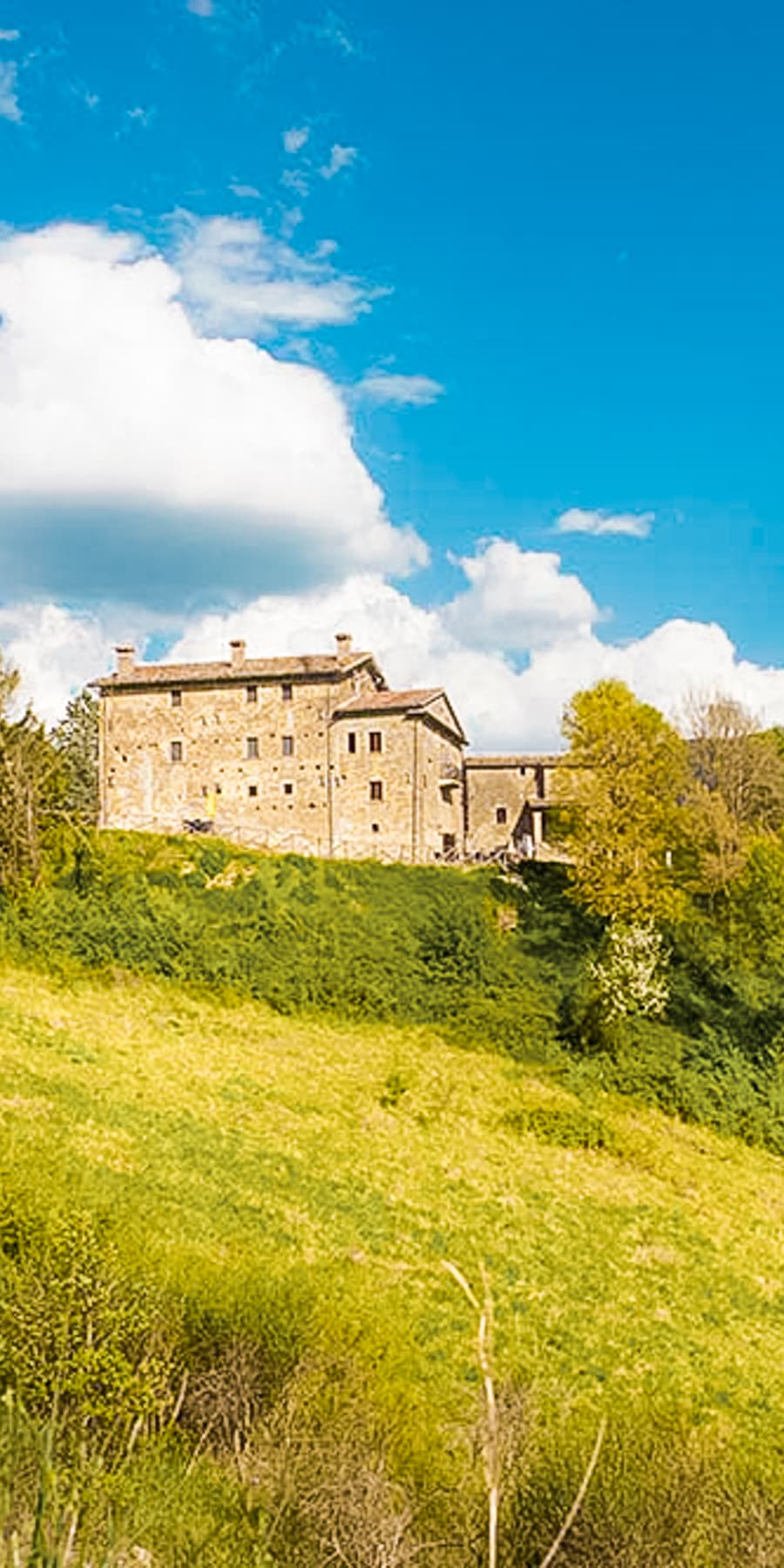 Casale storico con piscina, Pietralunga, Umbria