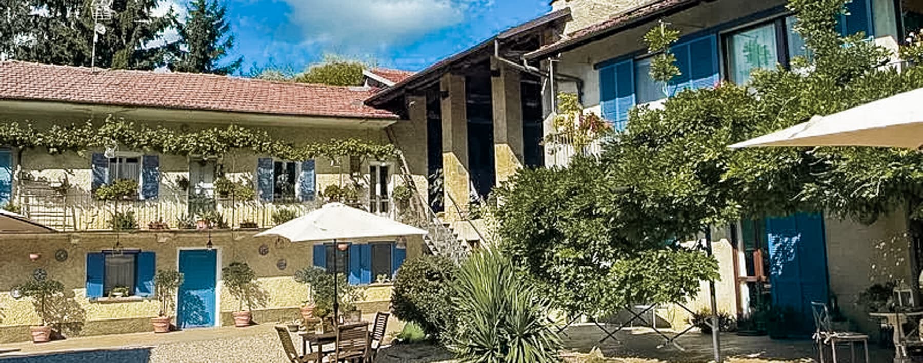 Casale nelle Langhe: Oasi di Pace e Natura a Feisoglio