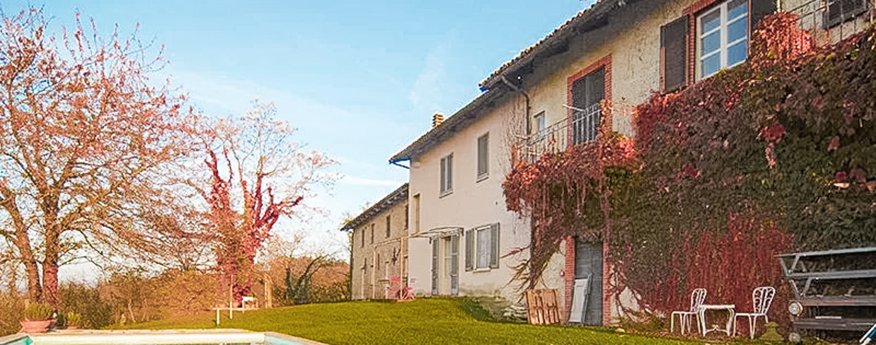 Casale esclusivo nelle Langhe, Dogliani, con vigneto e piscina