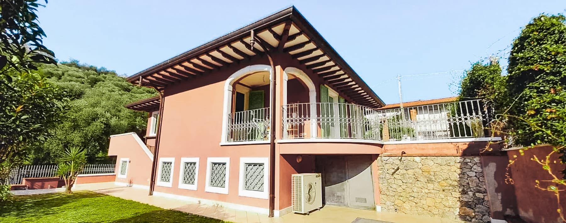 Villa elegante a Santa Margherita Ligure con giardino