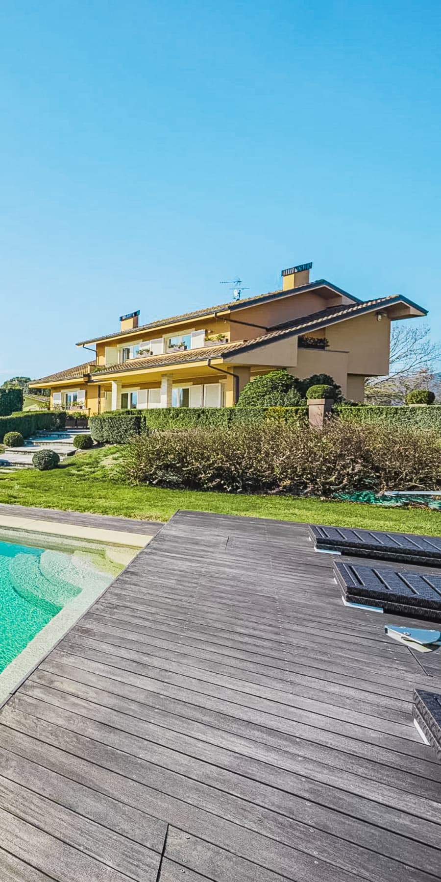 Casa indipendente a Lucca con piscina e vista colline