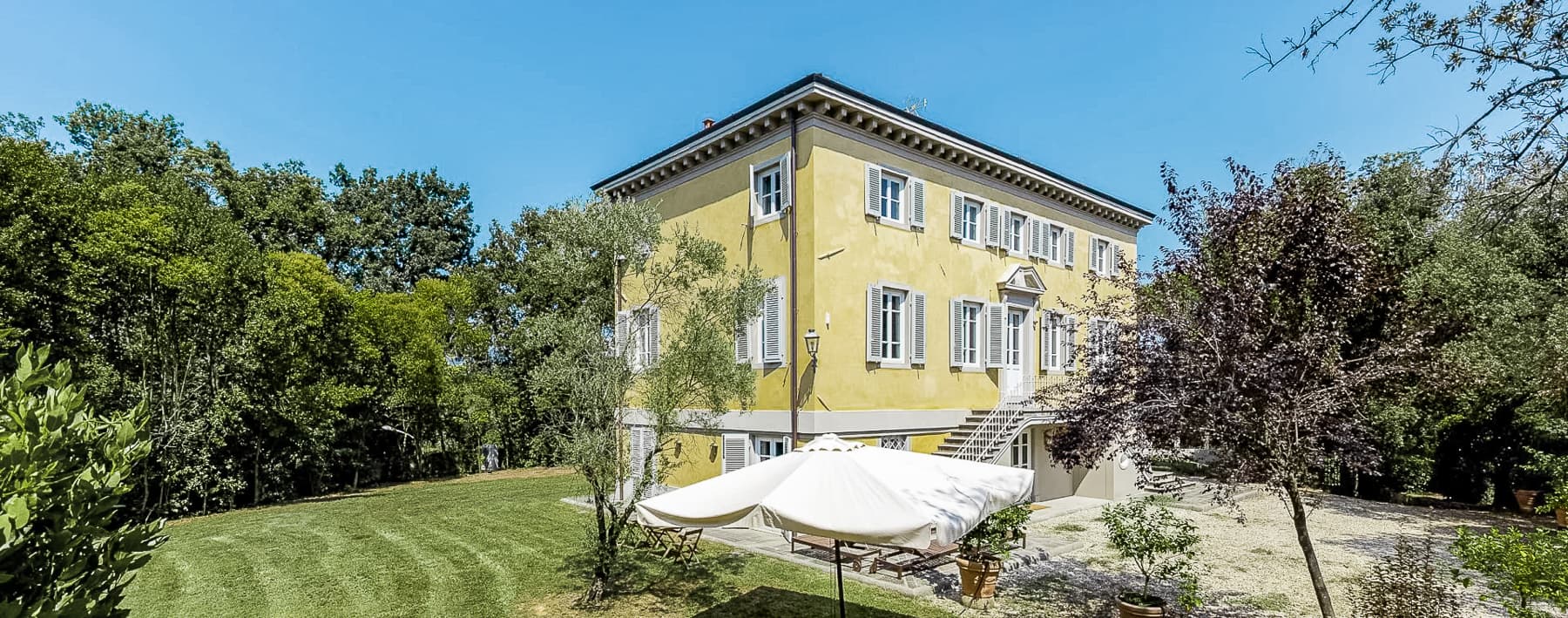 Villa esclusiva a Capannori, nel cuore della Toscana