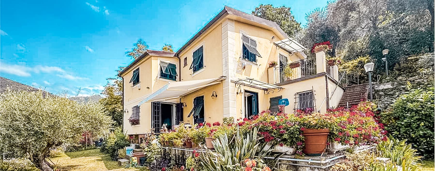 Villa indipendente a Rapallo con giardino e vista mare