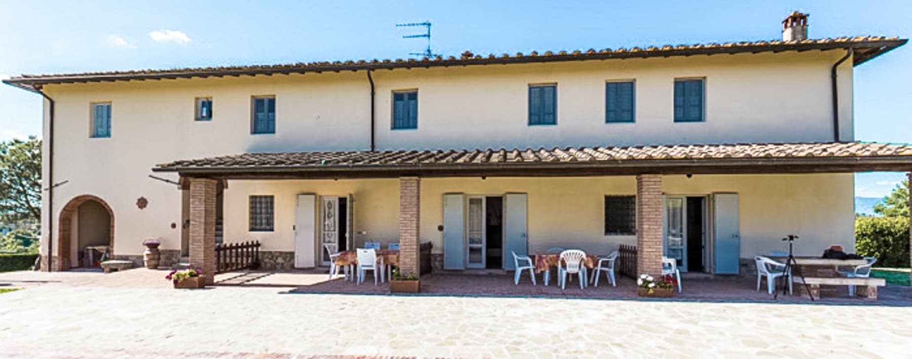 Agriturismo in Toscana con piscina e campo da tennis