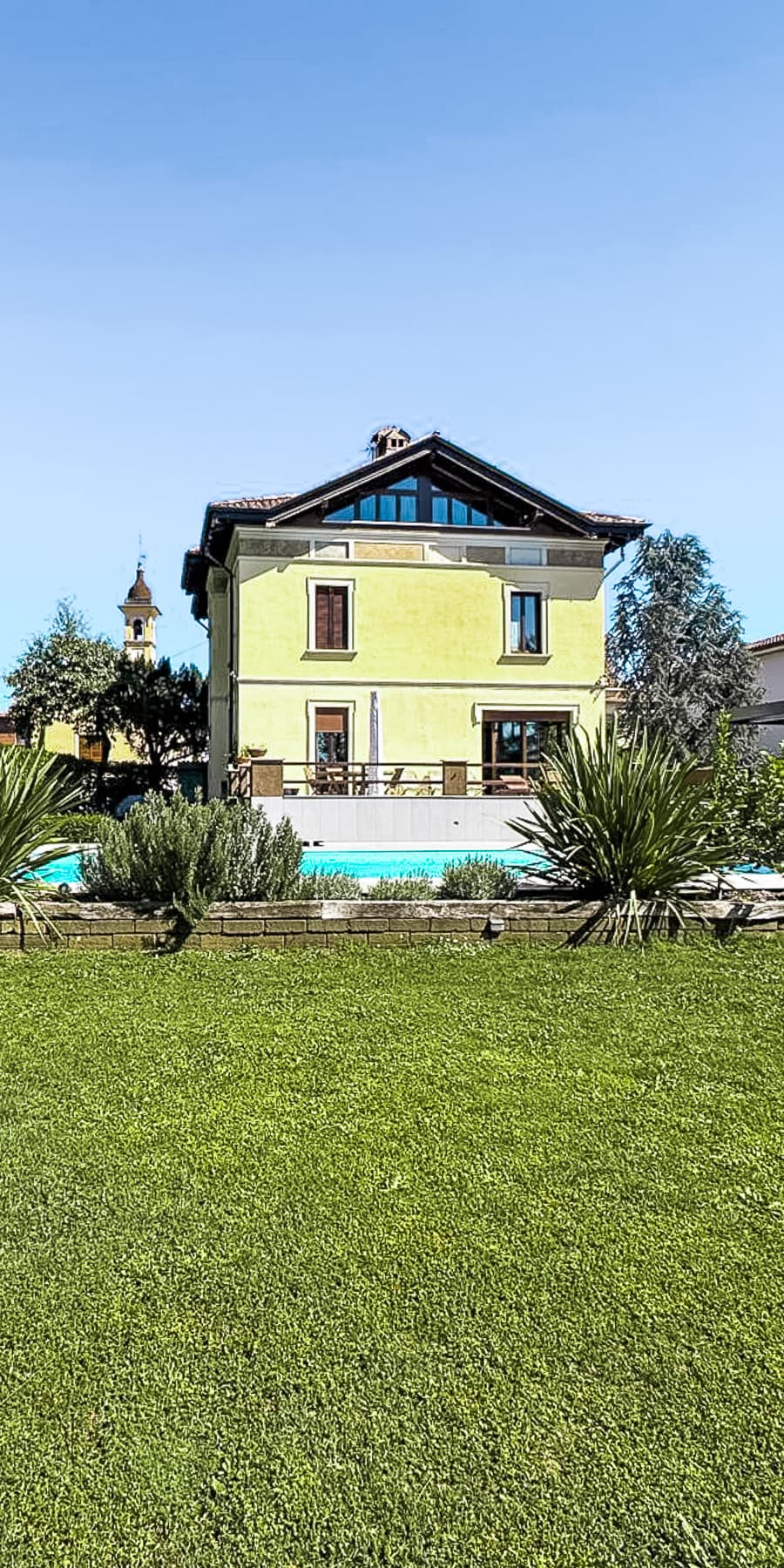 Villa elegante in vendita a Morazzone
