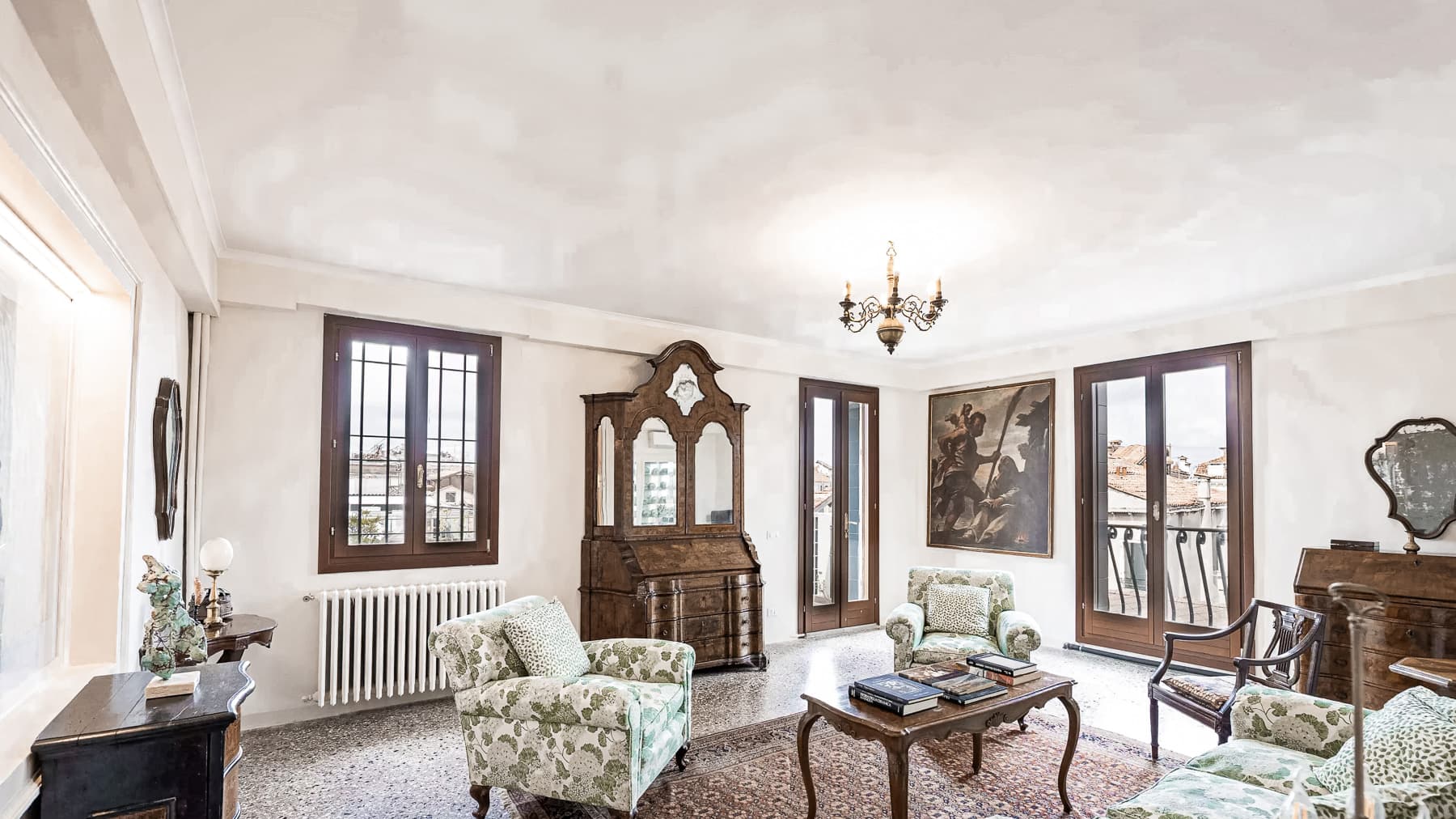 Spacious Apartment in Palazzo Marcello, Venice