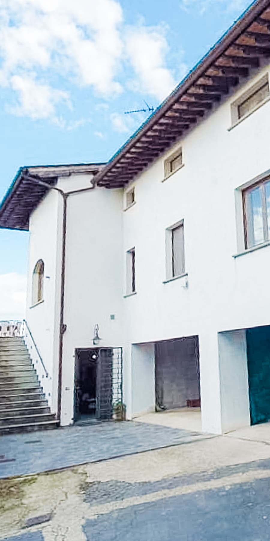 Villa con piscina e vista panoramica a Pescia, Toscana