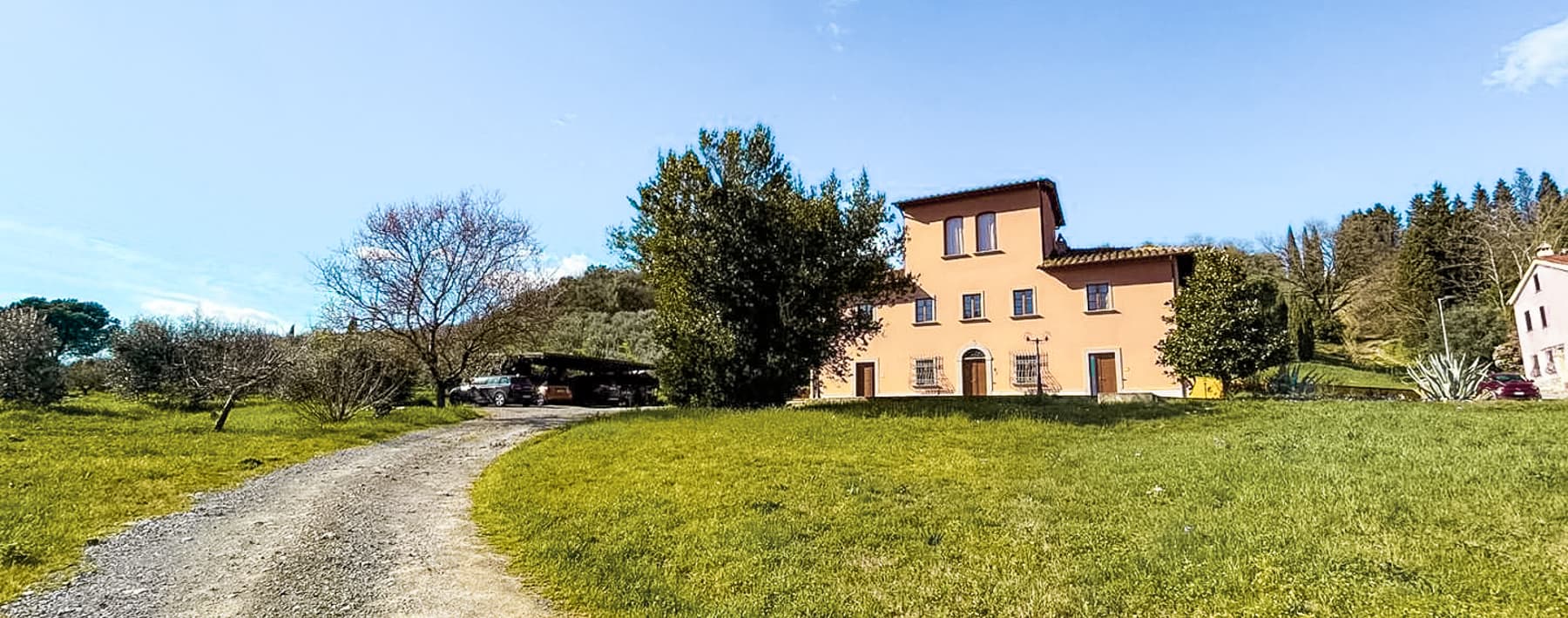 Casale panoramico nelle colline toscane, Cerreto Guidi