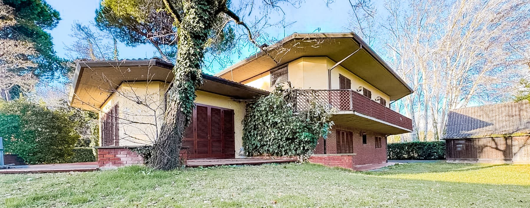 Villa esclusiva a Massa, a due passi dal mare