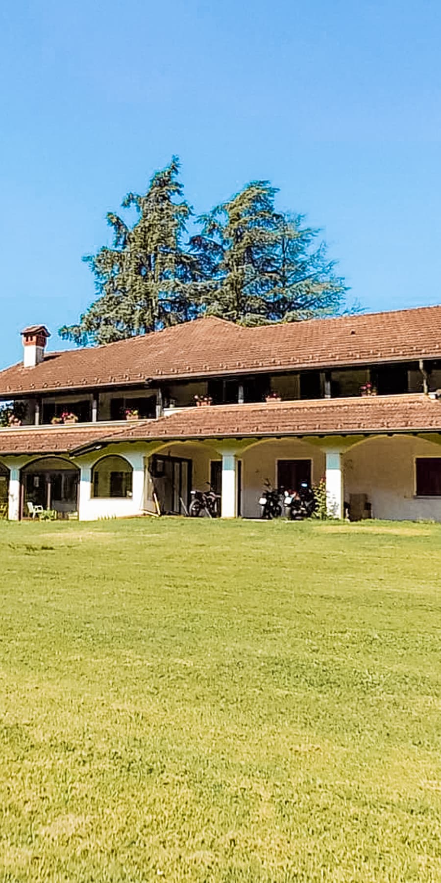 Casale ad Arona, immerso nel verde del Lago Maggiore