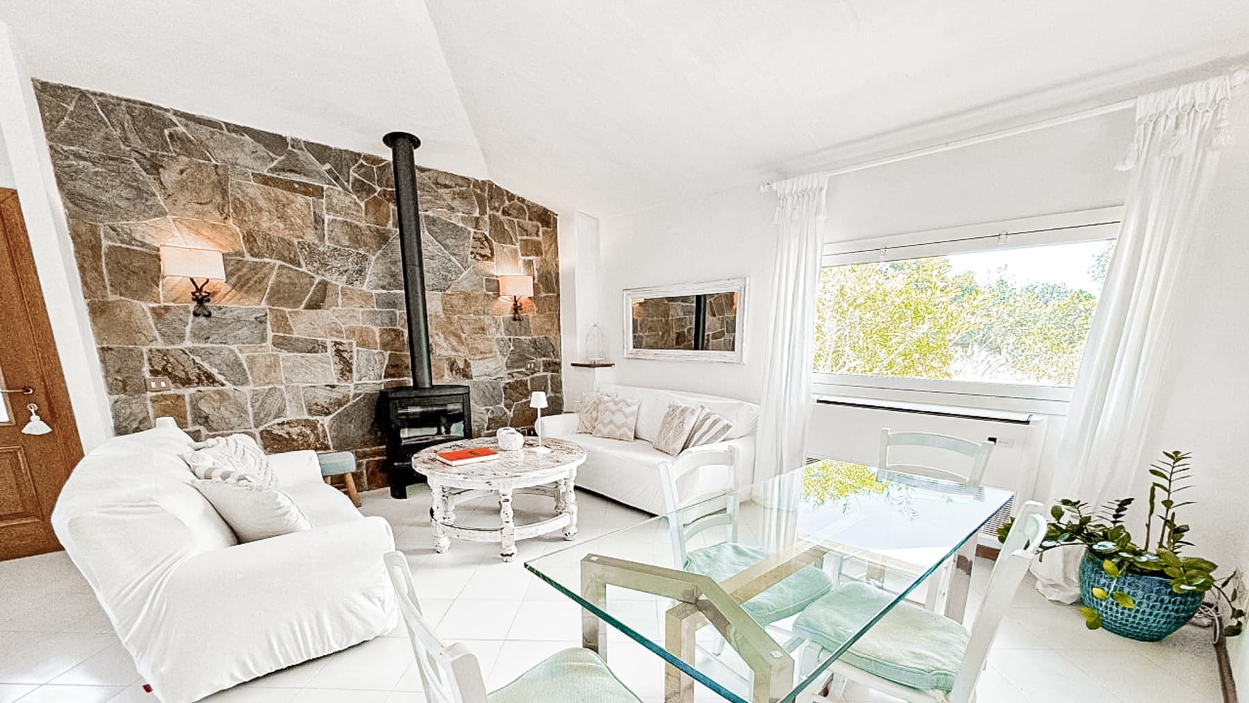 Villa immersa nel verde di Arzachena, vicino Porto Cervo