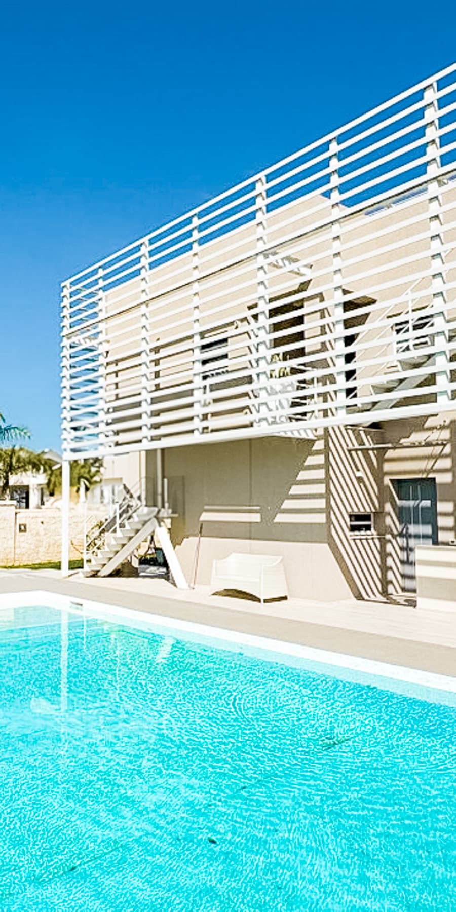 Villa moderna con piscina a Pozzallo, Sicilia