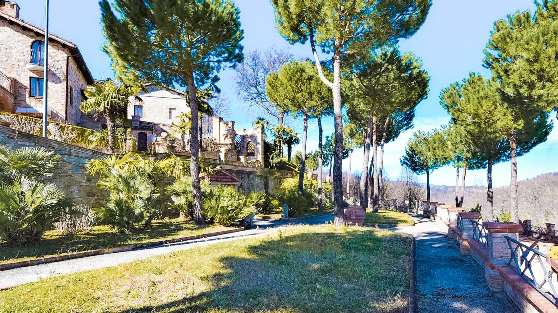 Tenuta in Montefortino, Marche Retreat