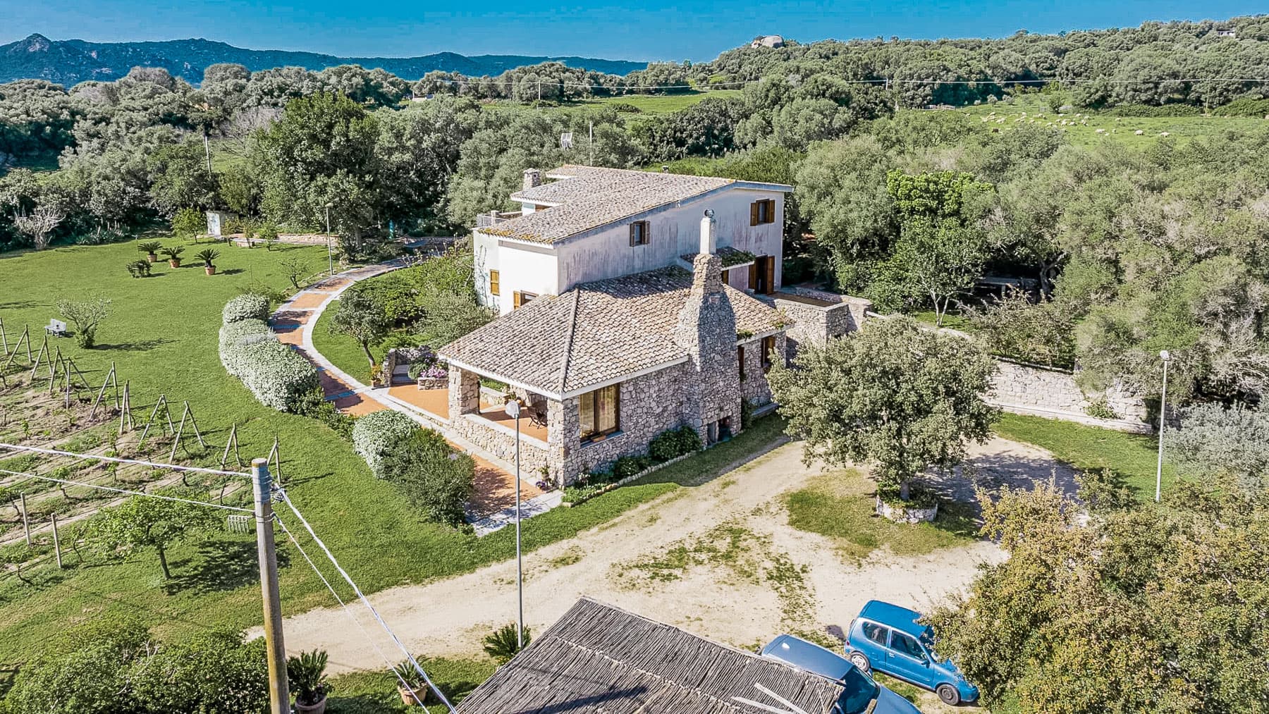 Villa sarda con ampio terreno a Olbia, Sardegna