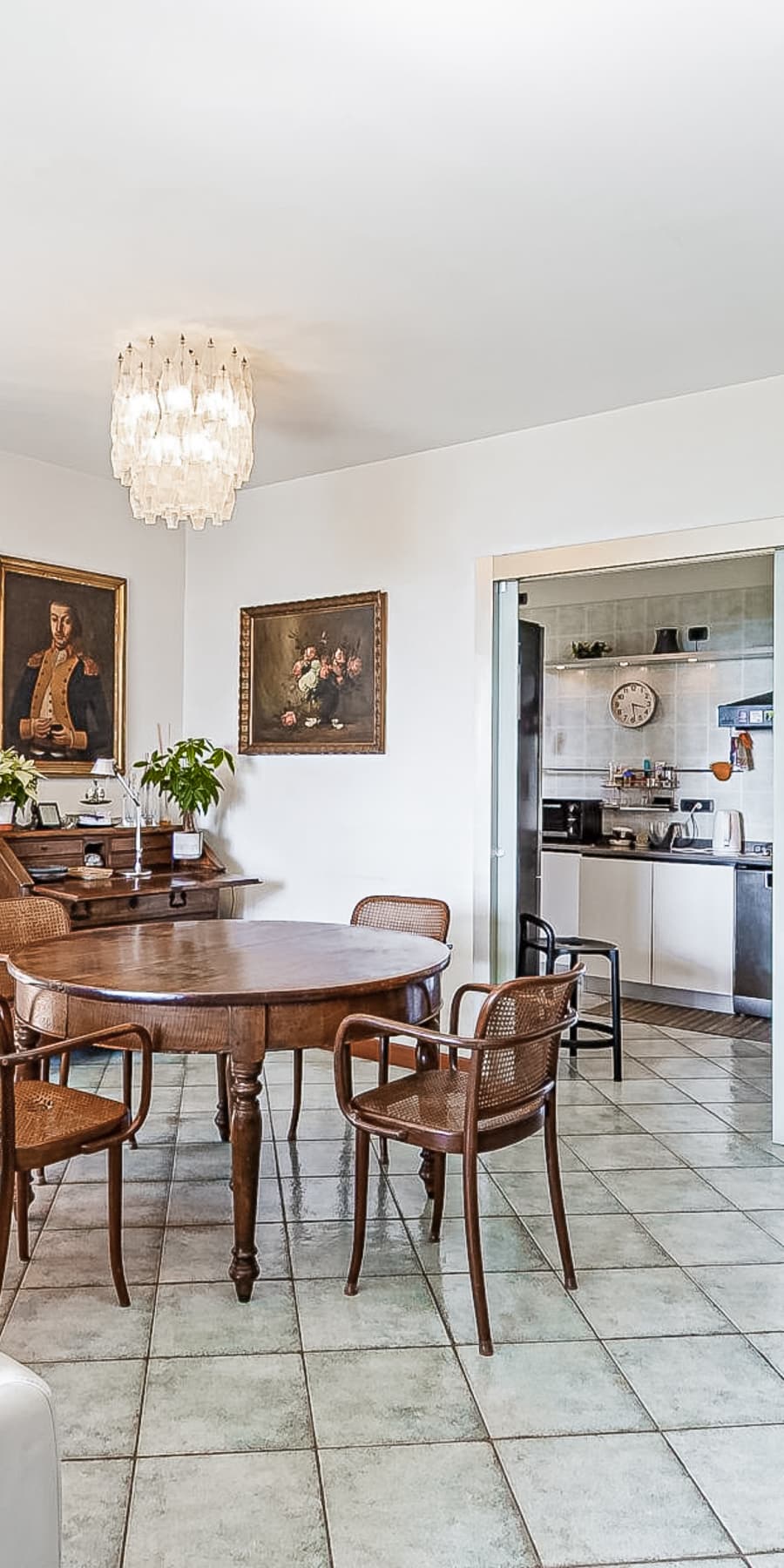 Appartamento con giardino e vista mare a Ospedaletti