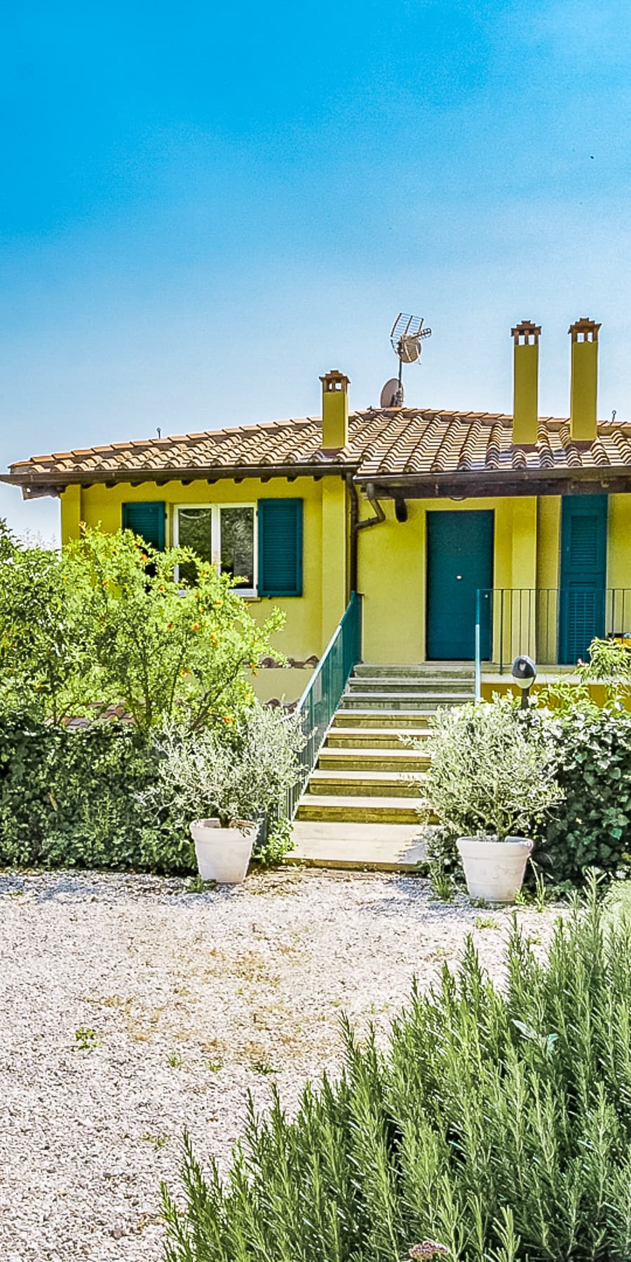 Villa a Castellina Marittima, Toscana