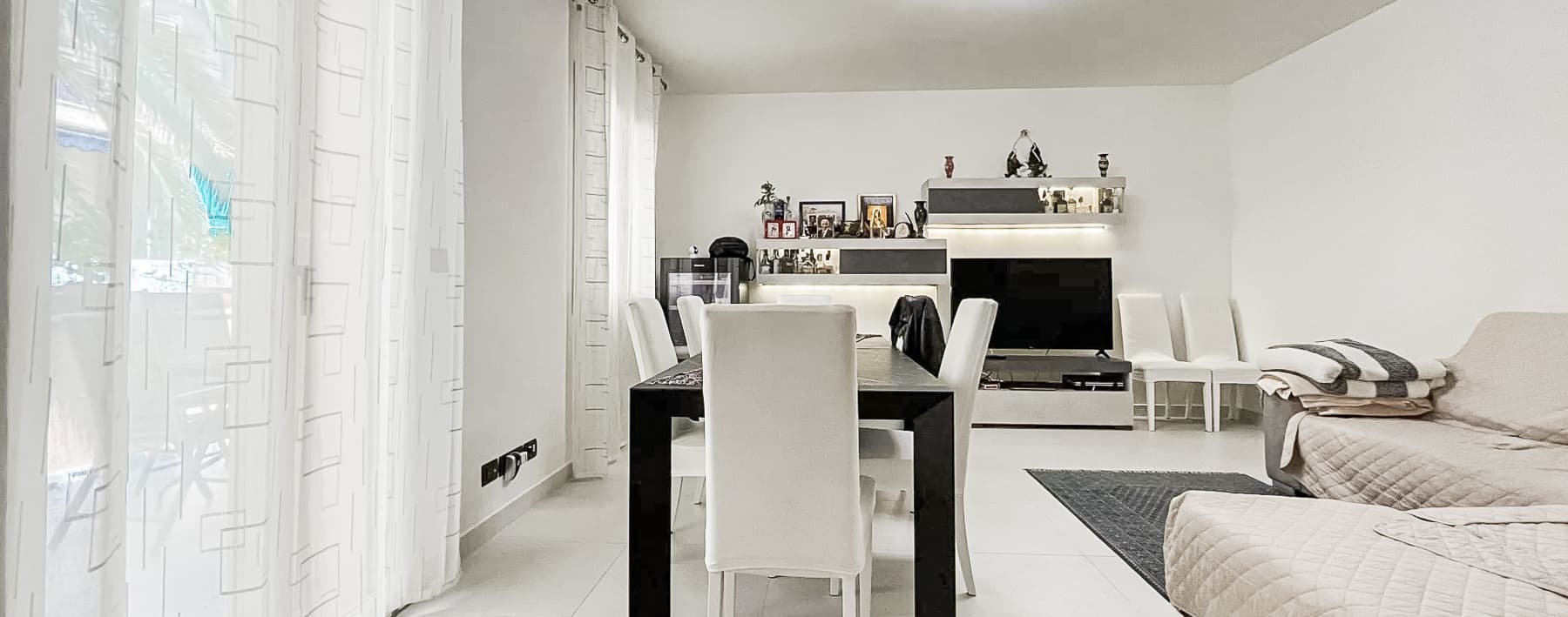 Appartamento ristrutturato a Chiavari, 200 mq con terrazzi