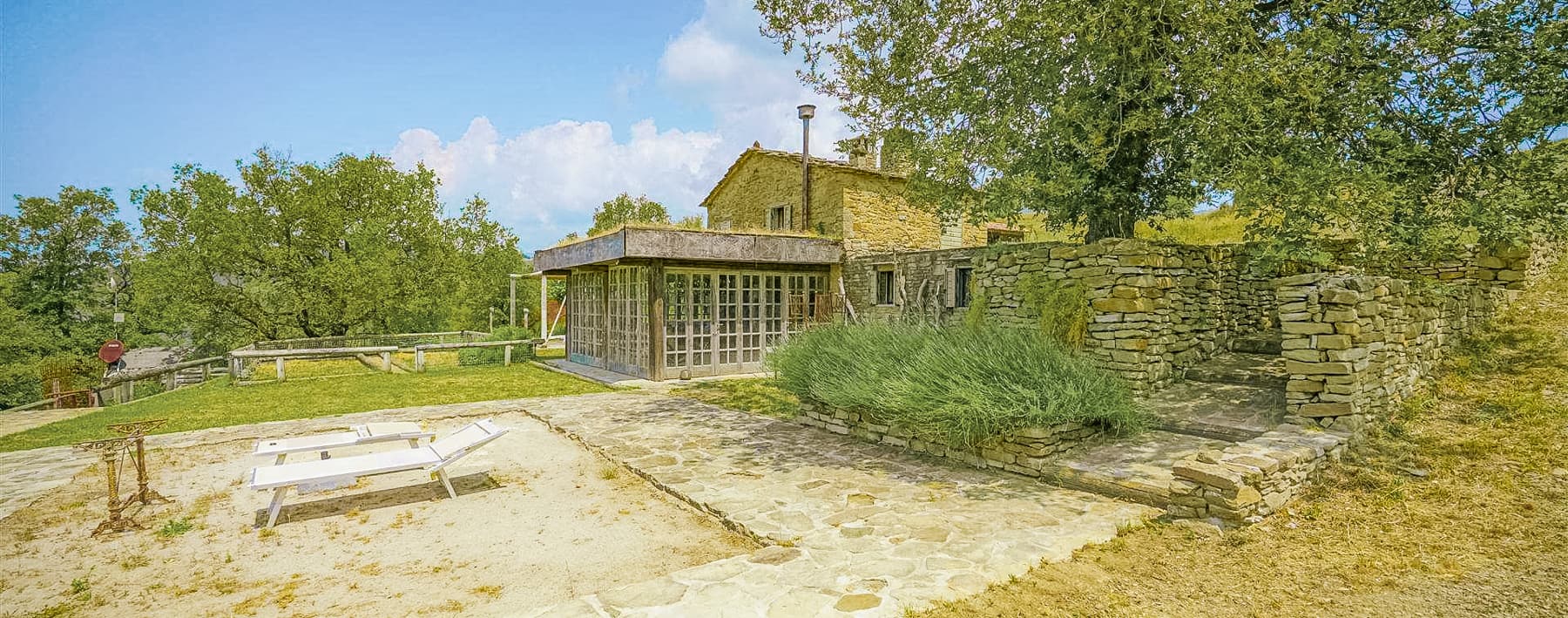 Villa nelle colline toscane di Arezzo, vista panoramica