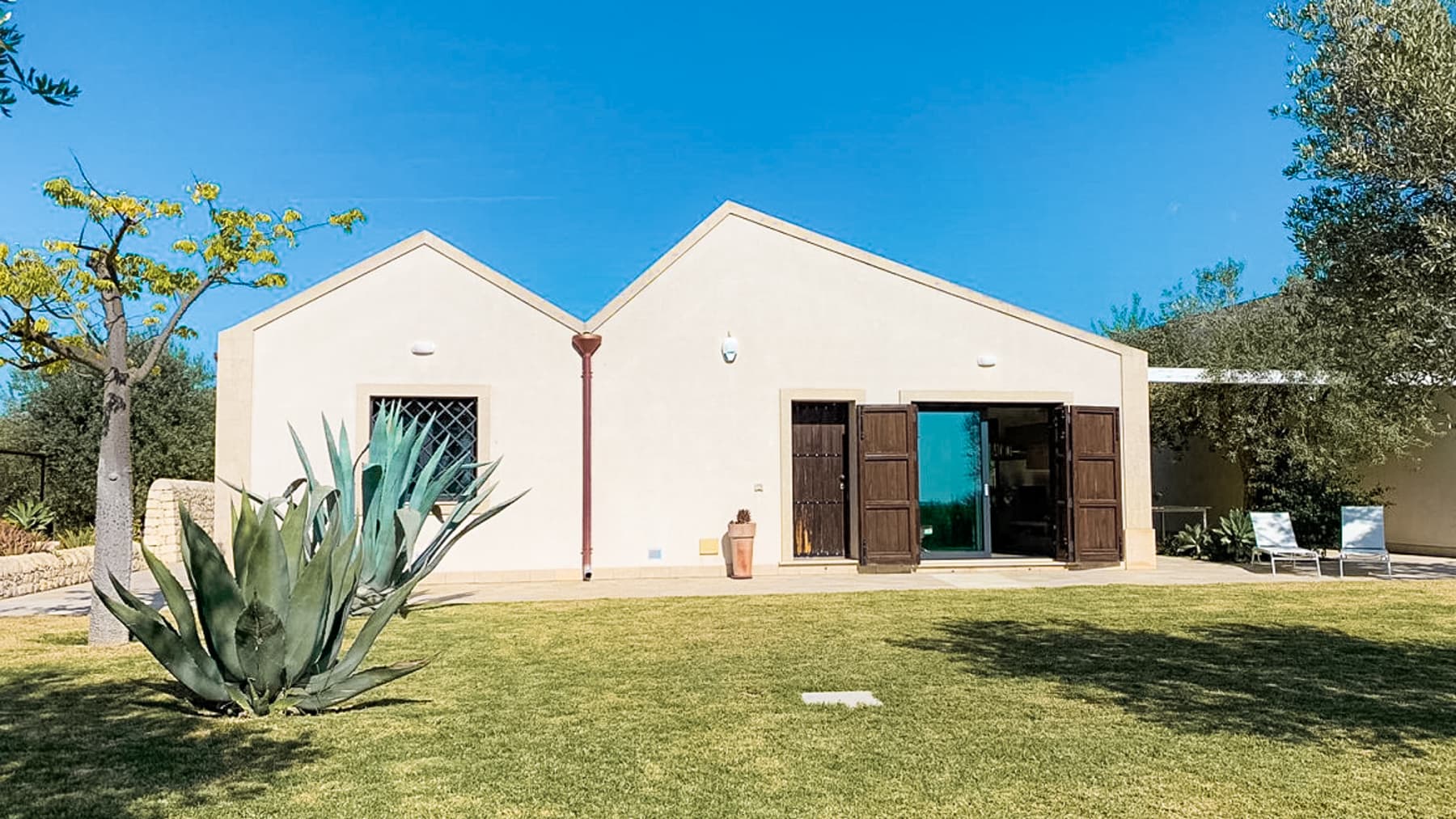 Charming Villa in Noto, Sicily's Cultural Gem