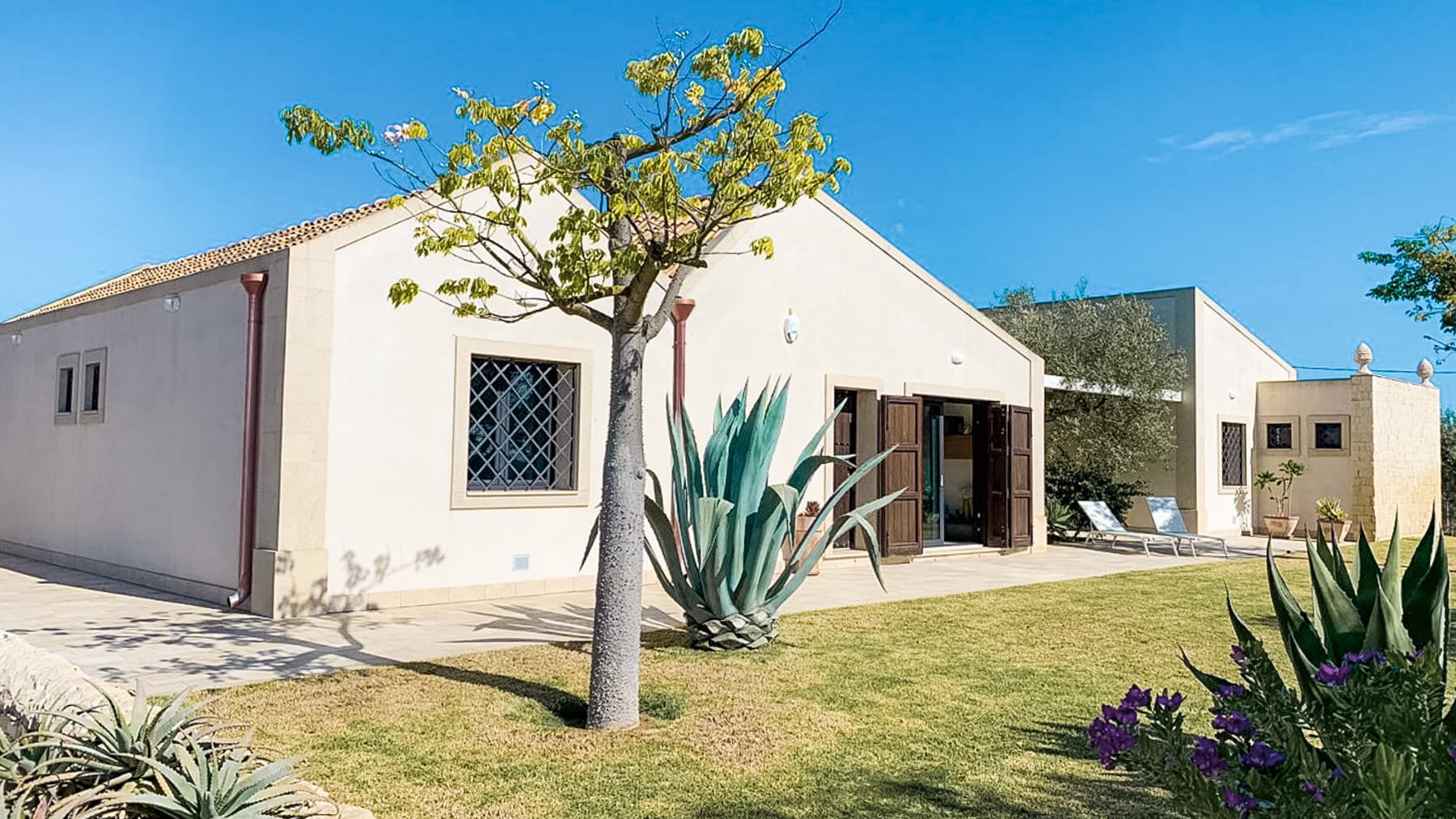 Charming Villa in Noto, Sicily's Cultural Gem