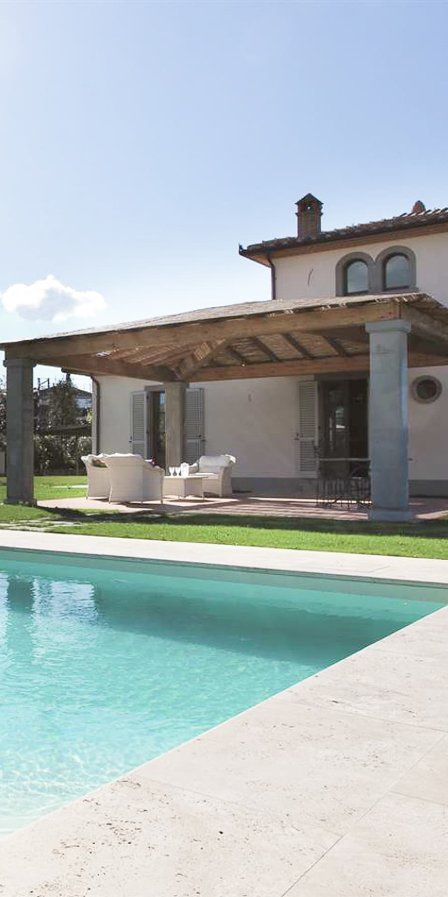 Villa con torretta panoramica a Cortona, Toscana