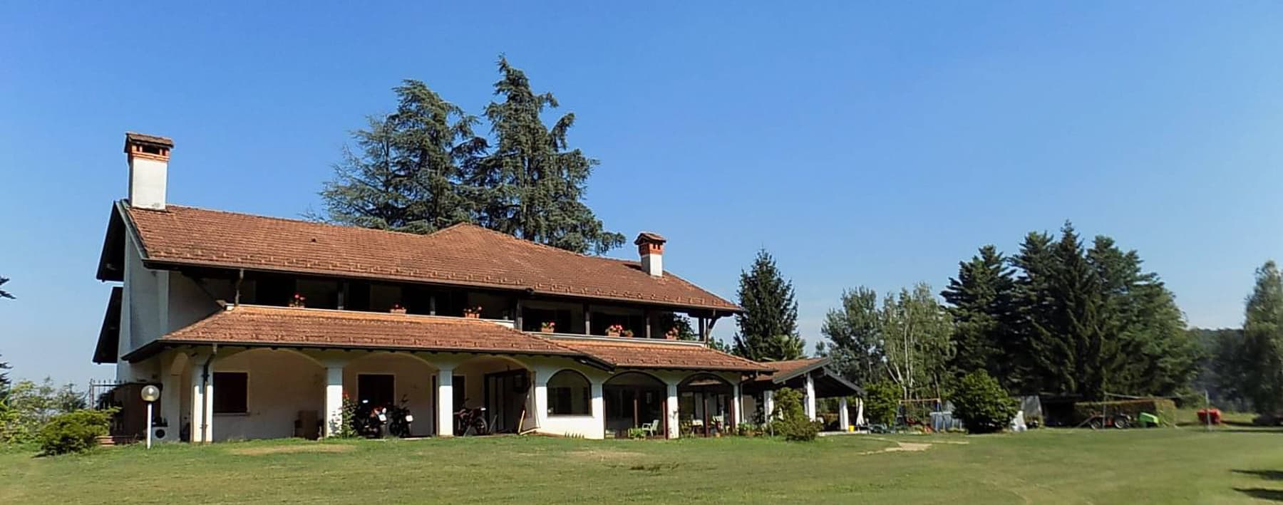 Casale panoramico ad Arona, Lago Maggiore