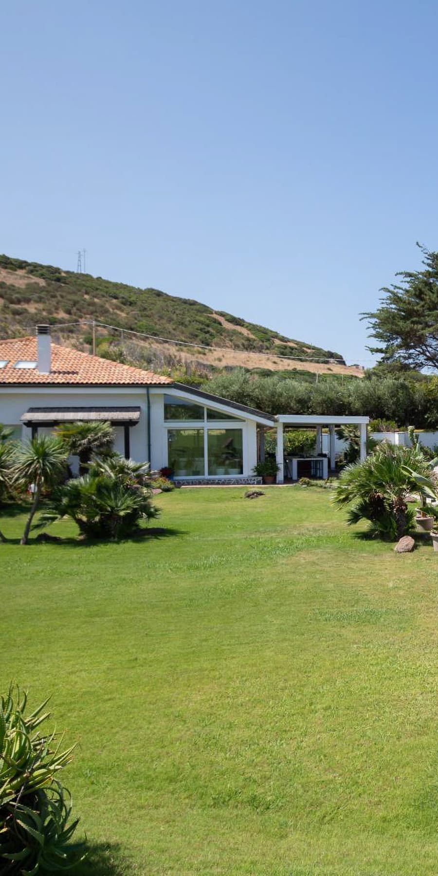 Villa Ambra a Castelsardo: Lusso con Spiaggia Privata