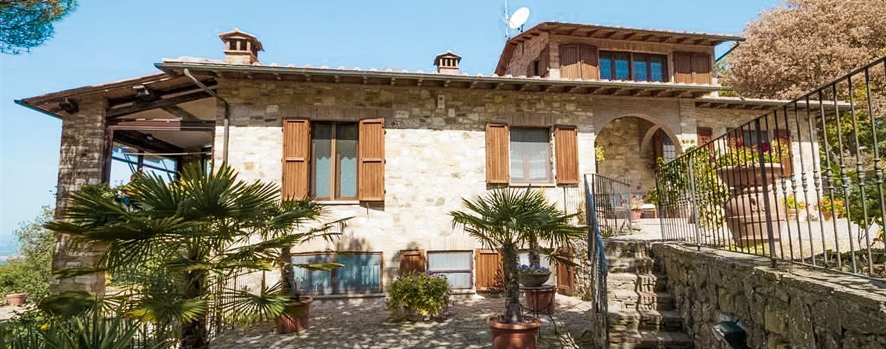 Villa panoramica nel cuore del Chianti, Toscana