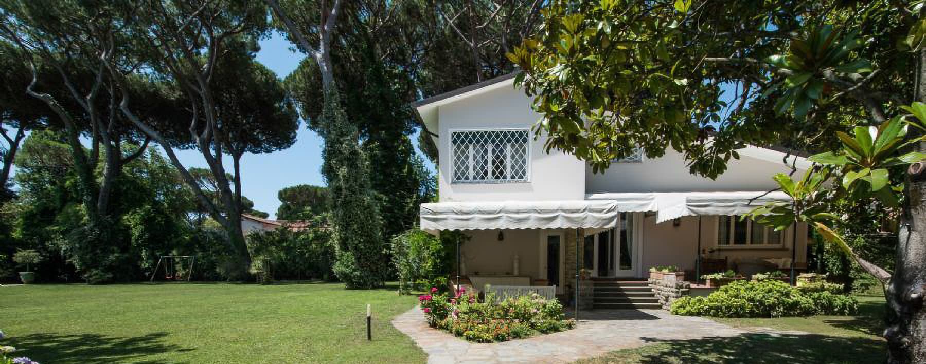 Villa esclusiva con piscina a Pietrasanta, Versilia