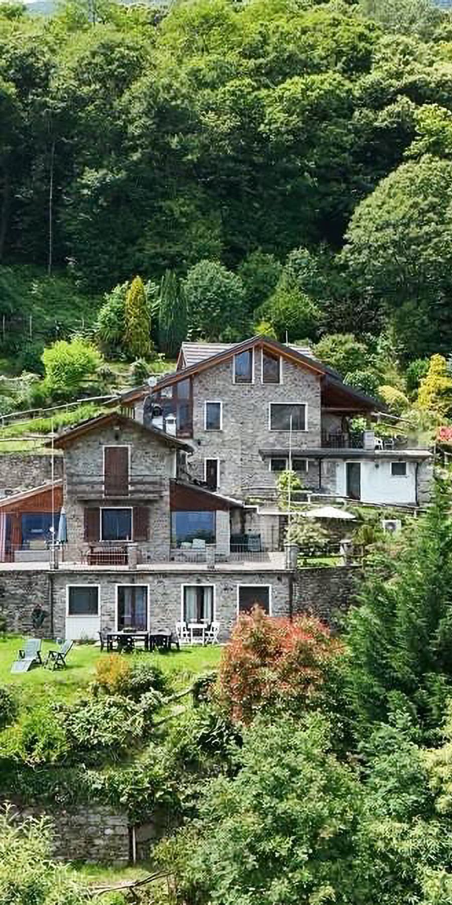 Villa in pietra, vista lago a Pianello del Lario, 120 mq