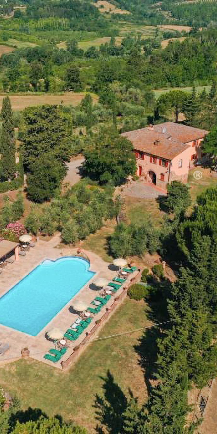 Tenuta-Complesso con Piscina in Toscana, Peccioli
