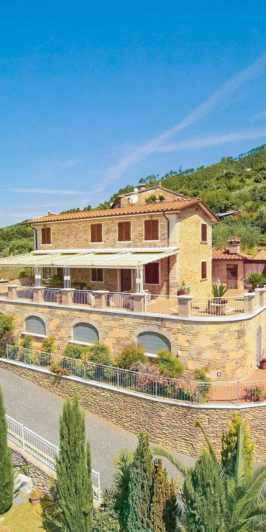Villa con piscina e vista mare a Pietrasanta, Versilia