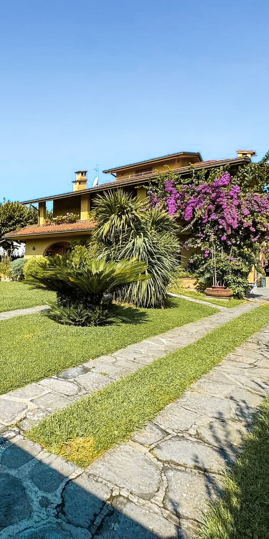 Villa esclusiva a Forte dei Marmi con ampio giardino