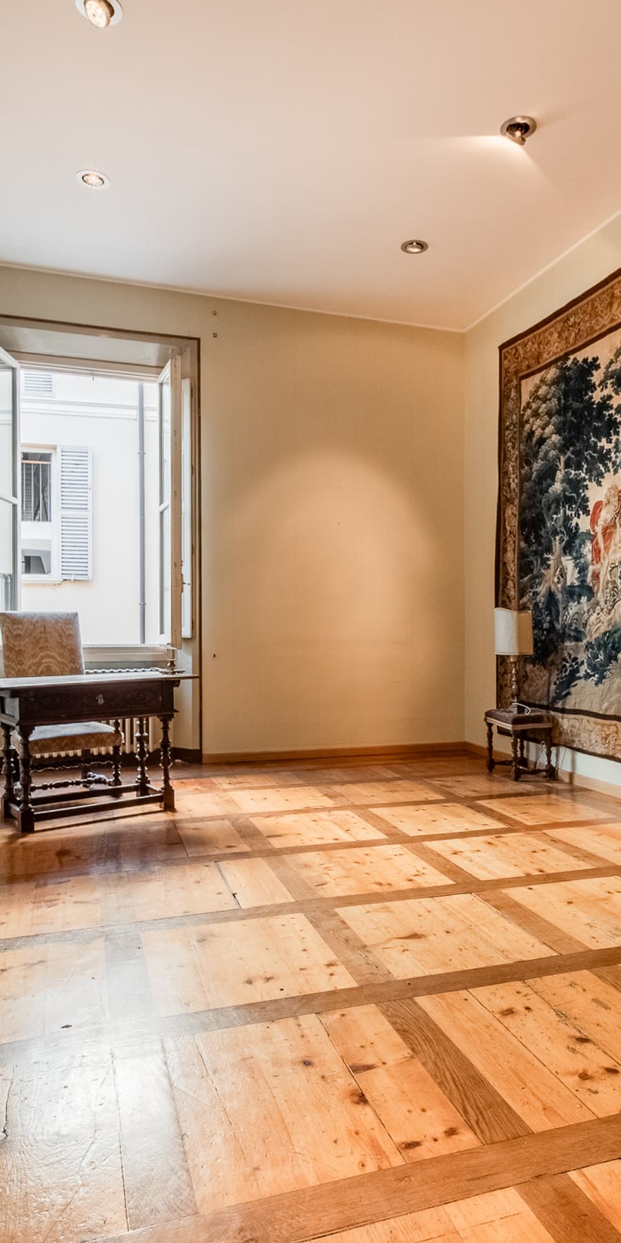 Palazzo d'Epoca di 373 mq nel cuore di Reggio Emilia