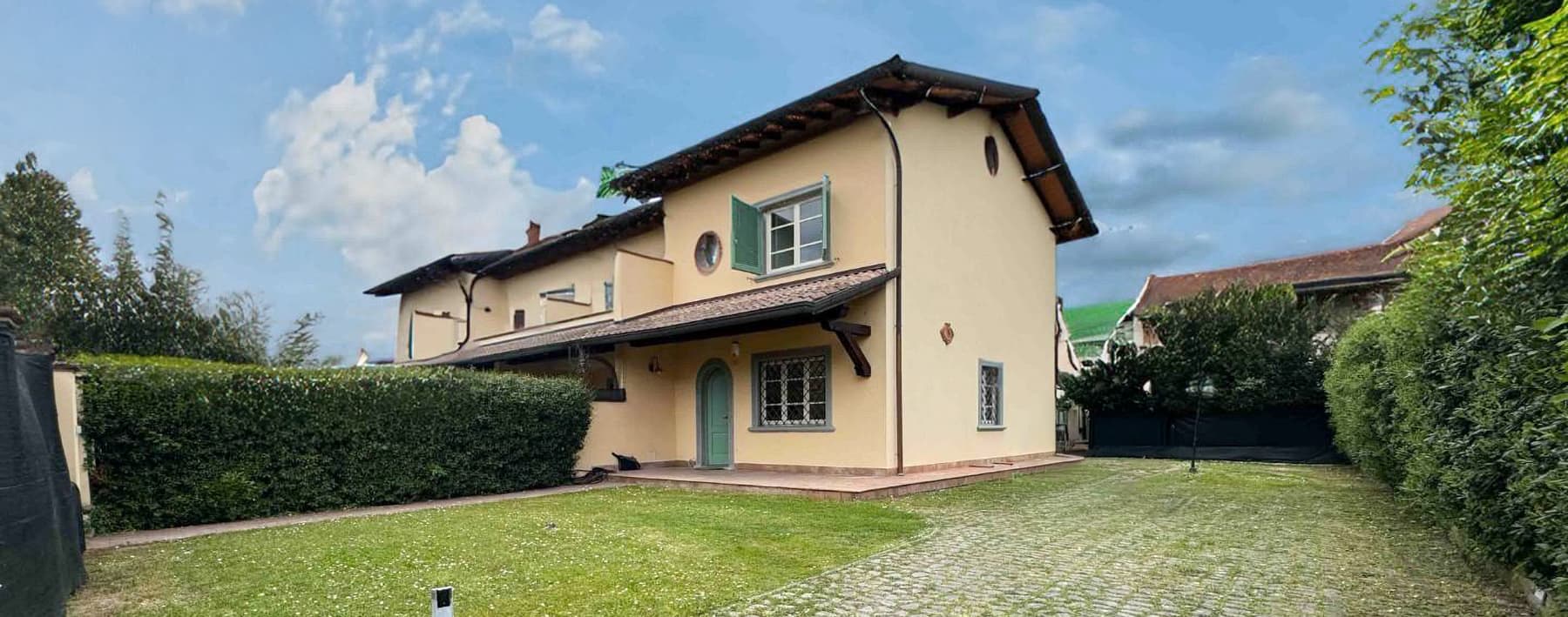 Villetta a Schiera a Forte dei Marmi, Toscana