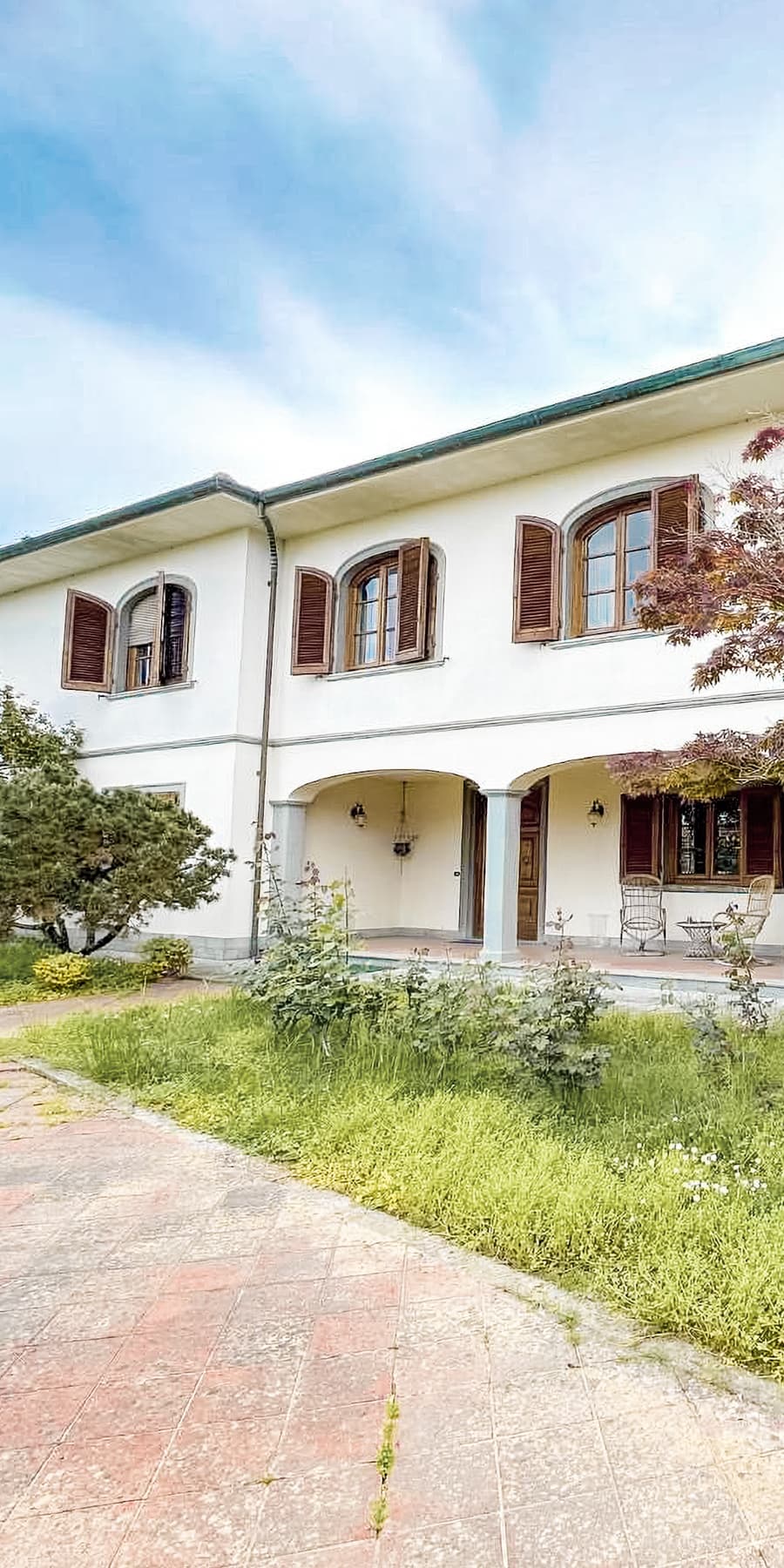 Villa elegante con giardino privato a Lucca, Toscana
